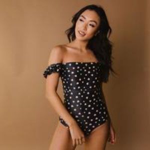 Albion Fit Mimi Chip Size Medium